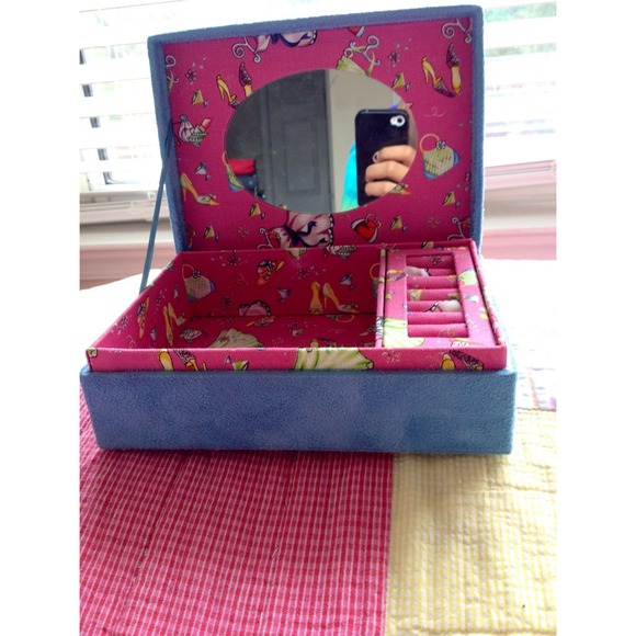 blue&pink fuzzy jewelry box NEW never used