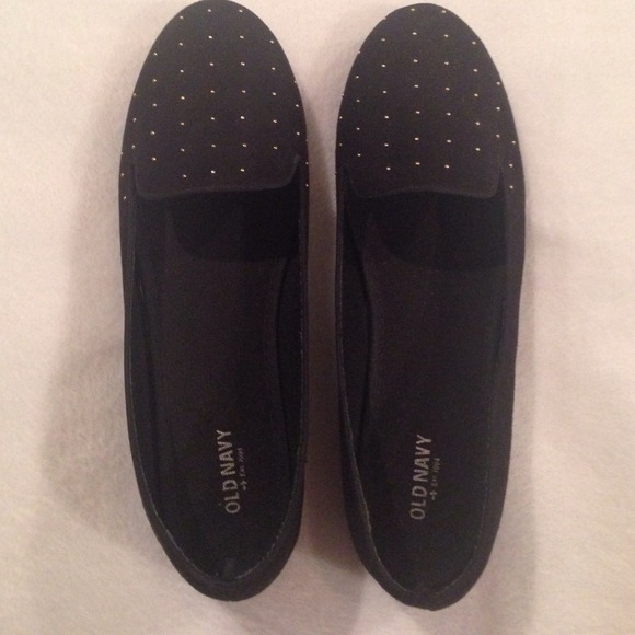 Super cute loafers with gold beads