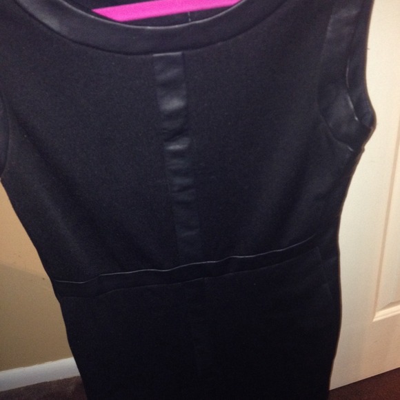 Black Dress - Picture 1 of 1