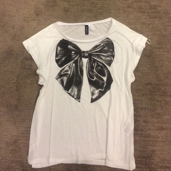 H&M now graphic dolman tee