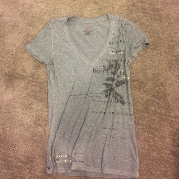 American eagle graphic tee