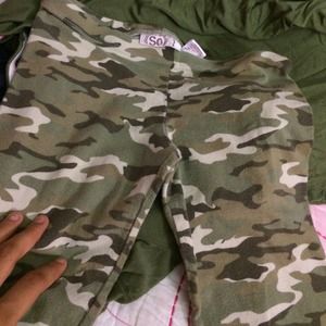 camo leggings