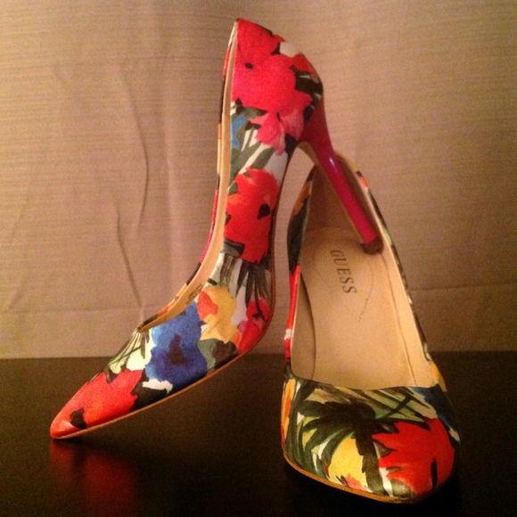 Them Floral Hooves!