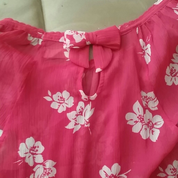 Hollister Pink Ruffled Top - Picture 2 of 4