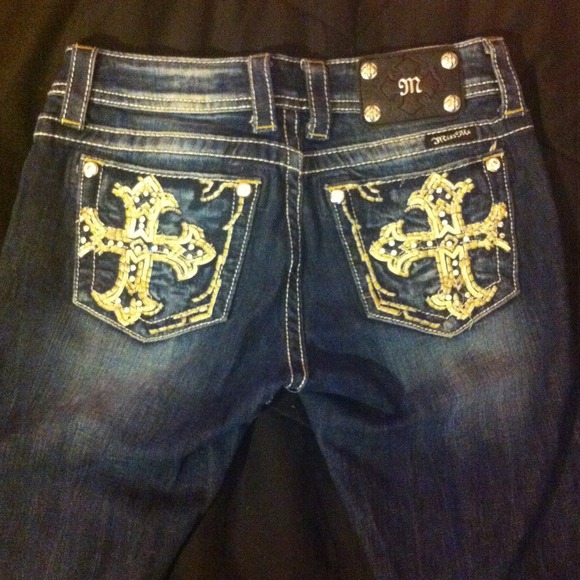 *RESERVED*✨Miss Me Boot cut jeans !