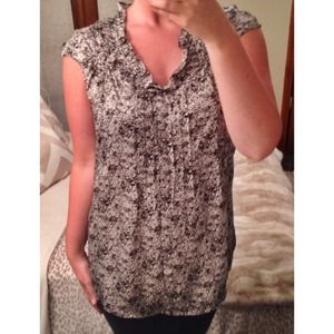 Anne Klein Patterned Top NWOT