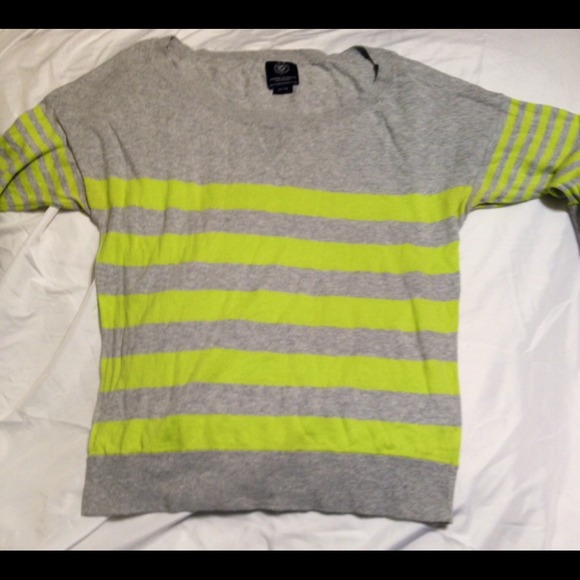SOLD !!American Eagle lime green striped sweater - Picture 3 of 4