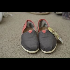TOMs