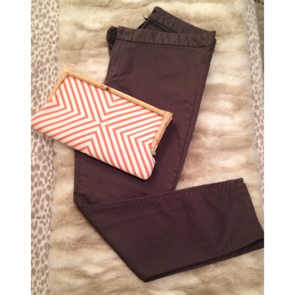 Gap Straight Leg Pants in Grey NWOT - Picture 1 of 3