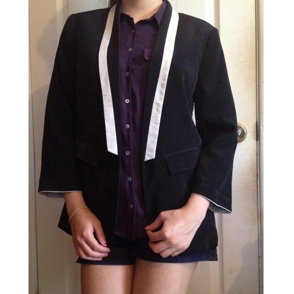 Cute Black Express Blazer - Picture 2 of 4