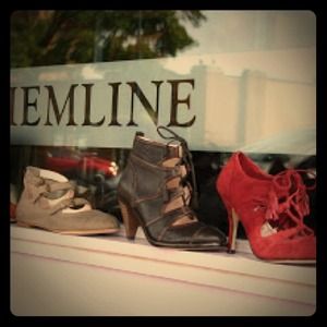 The Best Kind of Burgundy | Tracy Reese Paola Heel