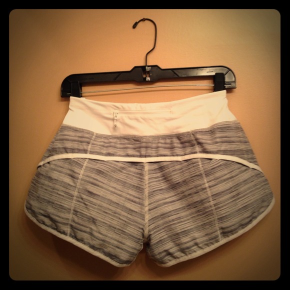 Lululemon athletica wee space gray speed shorts