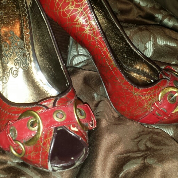 Naughty Monkey chunky heels