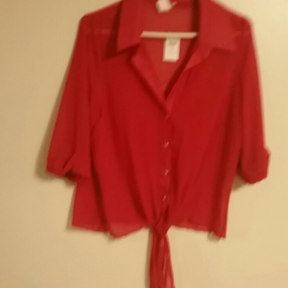 Red top - Picture 2 of 2