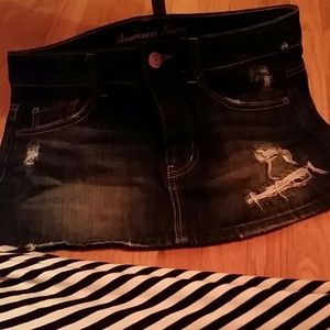 American Eagle dark denim skirt