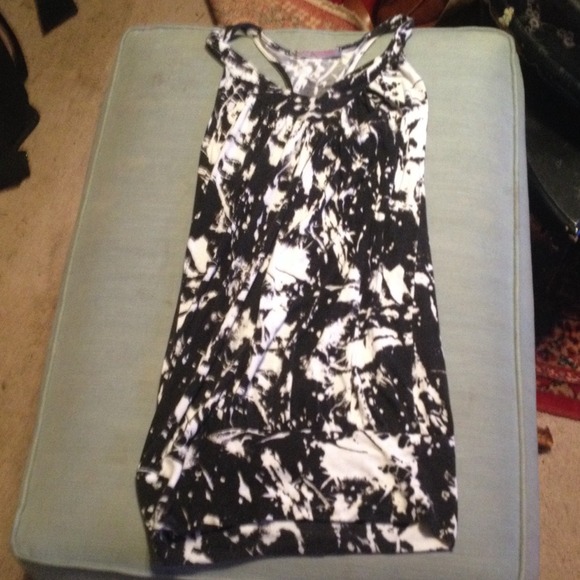 Cute black & white tank