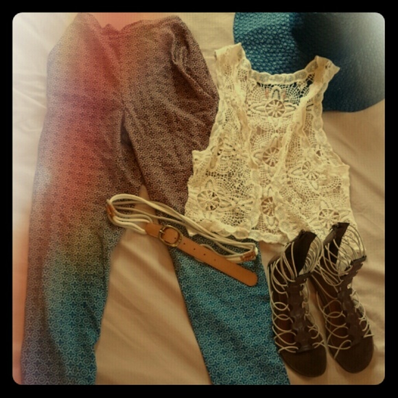 🌻🍄🌼Boho Chic Ivory Crochet Vest!!🌼🍄🌻