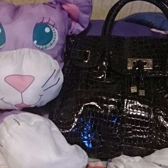 NEW YORK & COMPANY HANDBAG