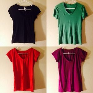 Basic v-neck bundle