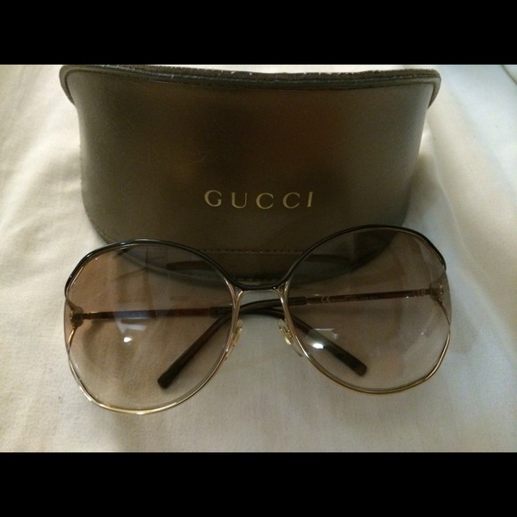 Gucci oversized sunglasses