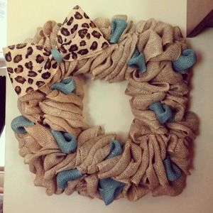 Square burlap wreath