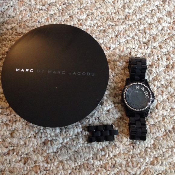 Marc by Marc Jacobs watch Swarovski detail
