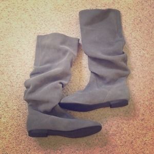 Grey size 8 boots