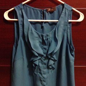 Kenneth Cole Reaction tank