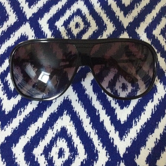 Michael kors Medina sunglasses - Picture 1 of 4
