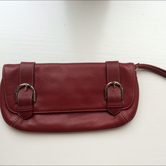 Red Loft clutch