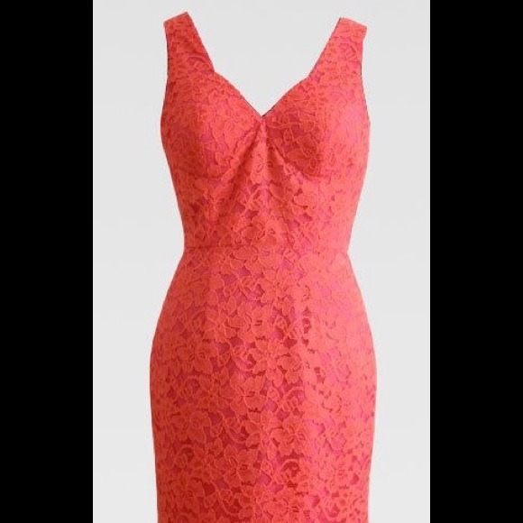 V-neckline Sleeveless Lace Embroidery Dress - Picture 1 of 1