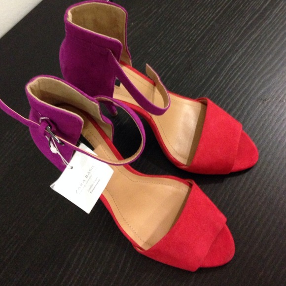 ⭐️BRAND NEW ZARA BASIC HEELS SZ 37/ HARD TO FIND⭐️