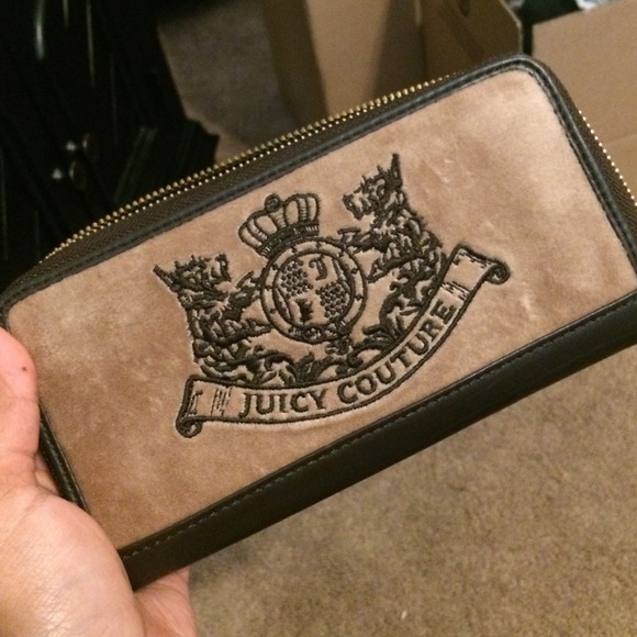 Juicy couture wallet