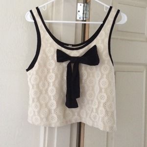 Cute bow crop top
