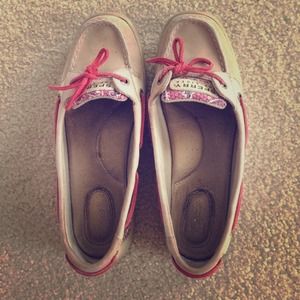 SPERRY top-sider tan and red paisley shoes