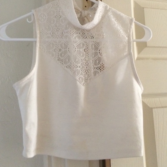 White crop top