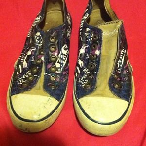 Ed hardy slip ons :)