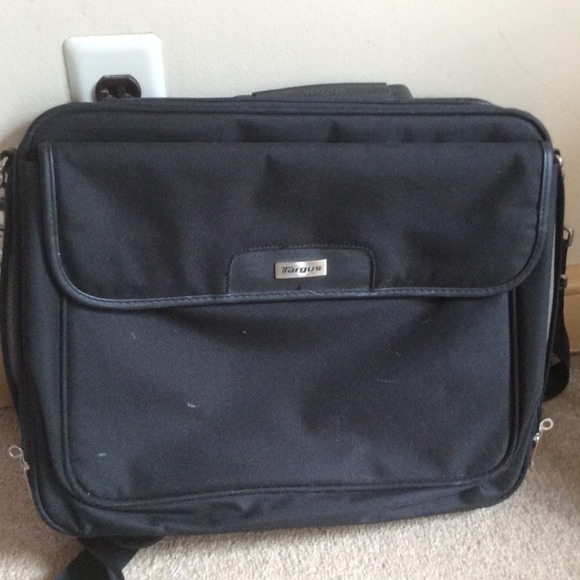 Targums Briefcase