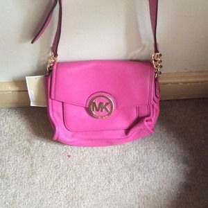 Michael Kors Margo Genuine leather SM Messenger