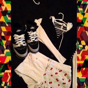 Black& white little hoodie