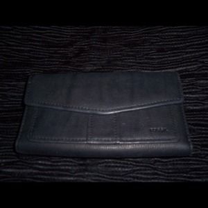 FOSSIL BLACK WALLET