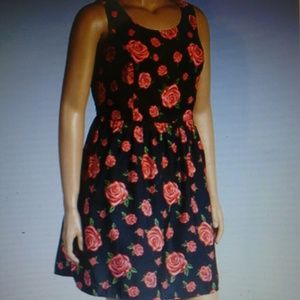 NWT Plus Size Dress~Black with Coral\Red Roses