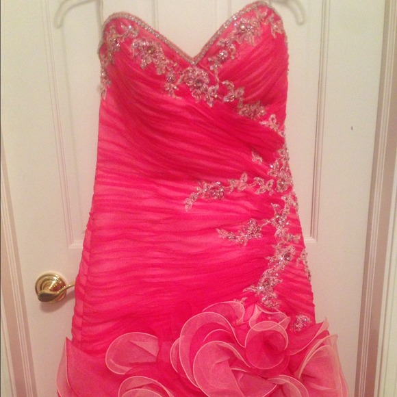GORGEOUS BARBIE FORMAL DRESS!!!!