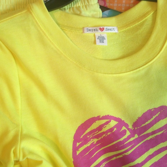 Sold - Picture 3 of 3