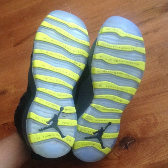 Jordan 10 - Picture 4 of 4