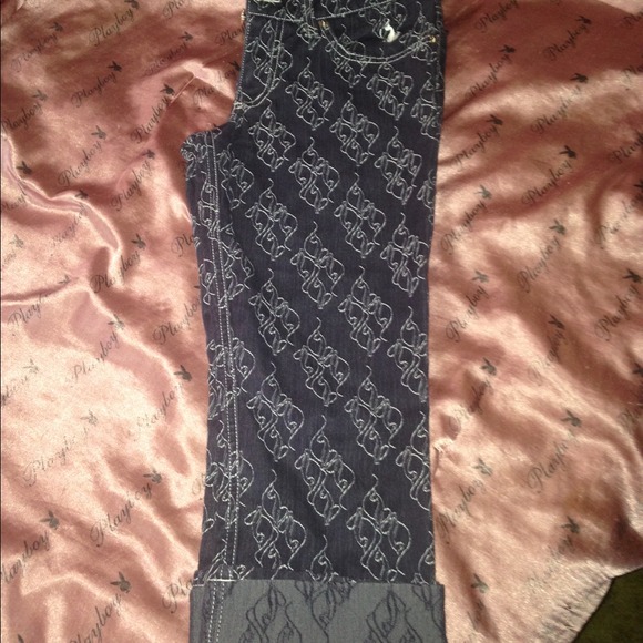 ❌SOLD❌Baby phat capri pants size 3 - Picture 2 of 5