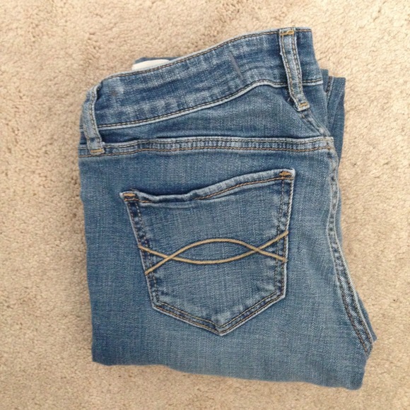 Abercrombie & Fitch  light wash jeggings