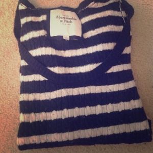 Abercrombie striped knit sweater! (TRADED)🚫🚫