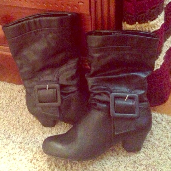 Black Leather Boots!