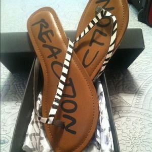 Kenneth Cole Sandals